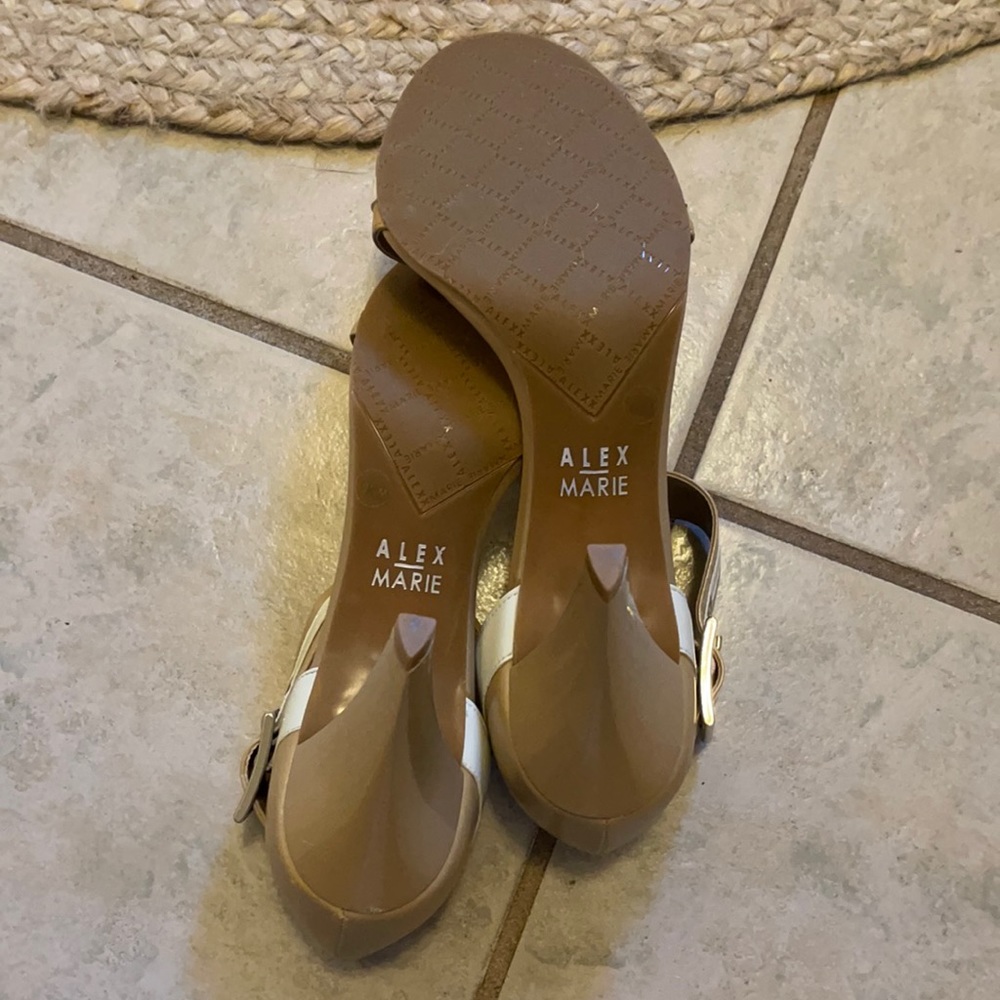 Alex Marie Nude Heels - Picture 5 of 6